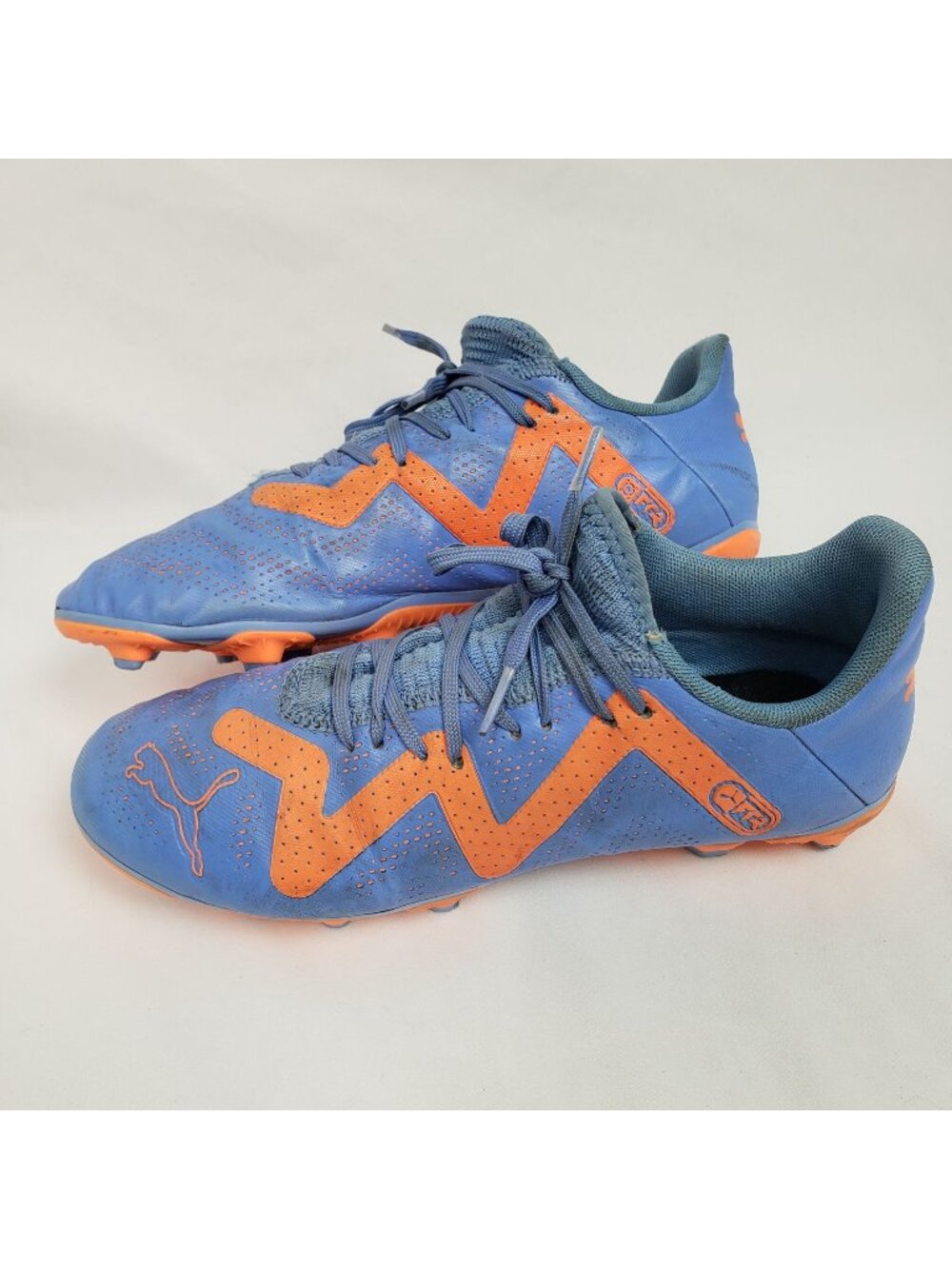 Puma Future Play FG/AG Sky Blue/Orange Girls Soccer Cleats Sz 4